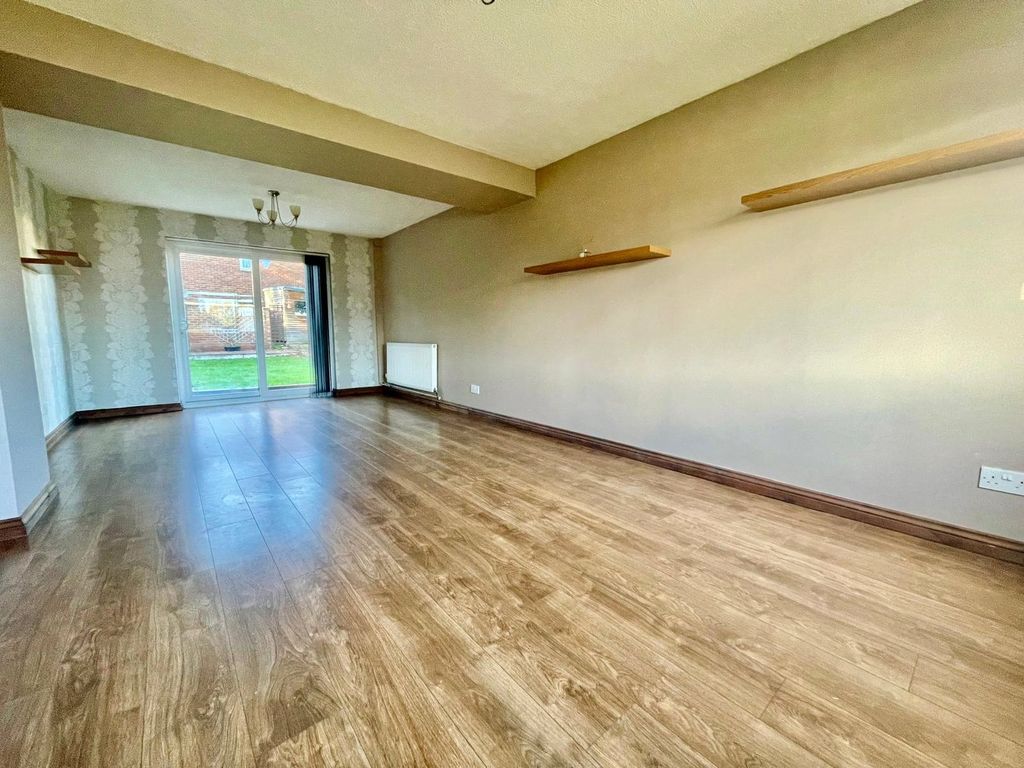 Property photo 3 of 19 Picture No. 03