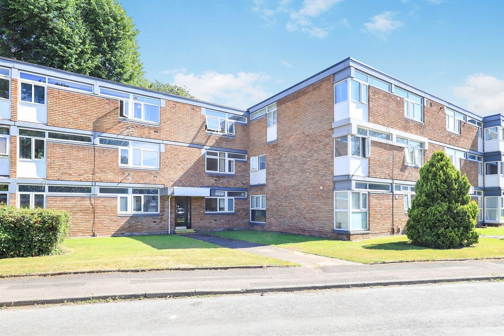 Property photo 1 of 17 Image