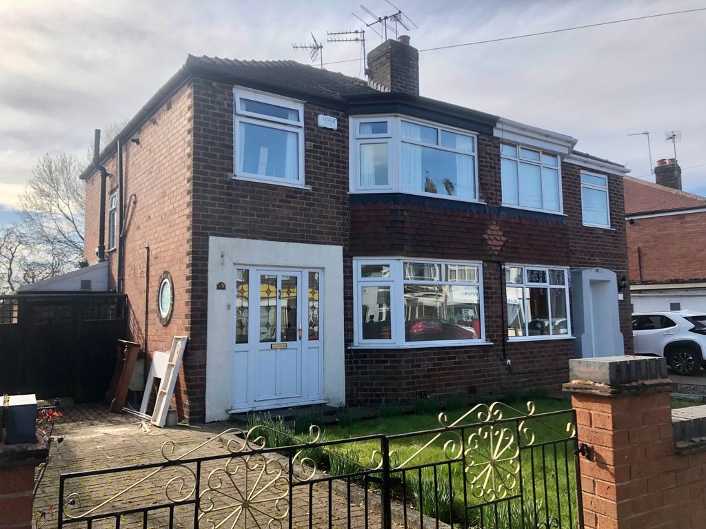 Property photo 1 of 10 Front