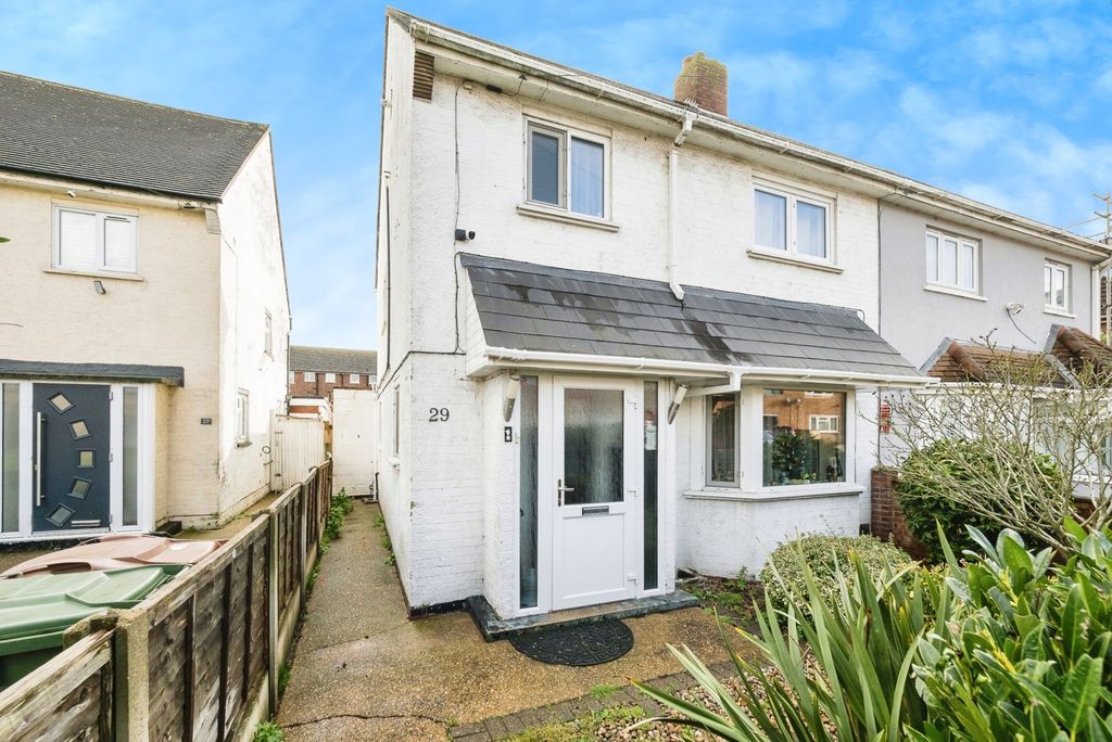 Property photo 1 of 20 Front