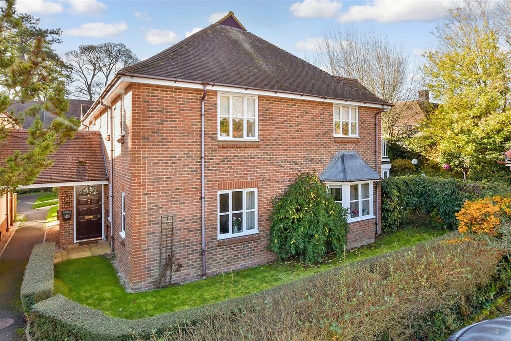 Property photo 2 of 4 External (Web)