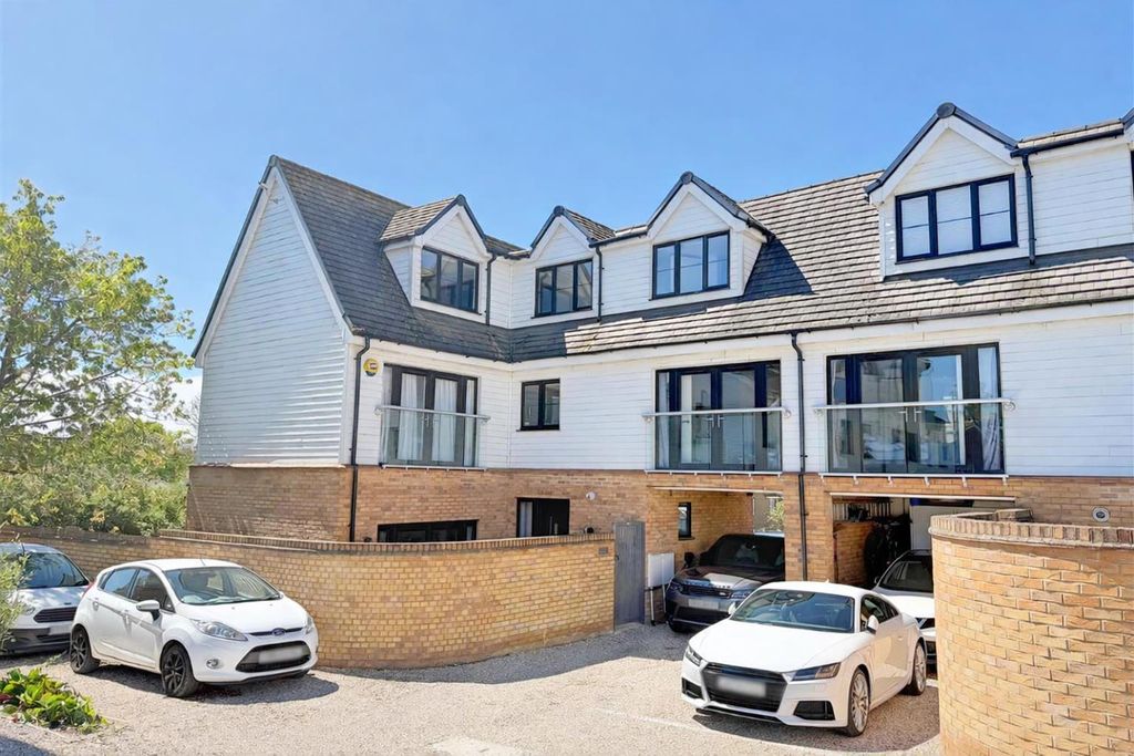 Property photo 1 of 21 1A303d34-94Fe-4Ef8-9F3F-26A7Ad426d3F.Png