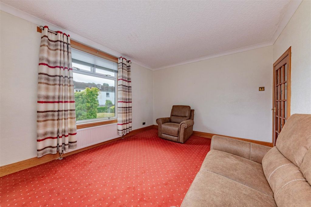 Property photo 3 of 18 15 Ancrum Drive Dundee-9.Jpg