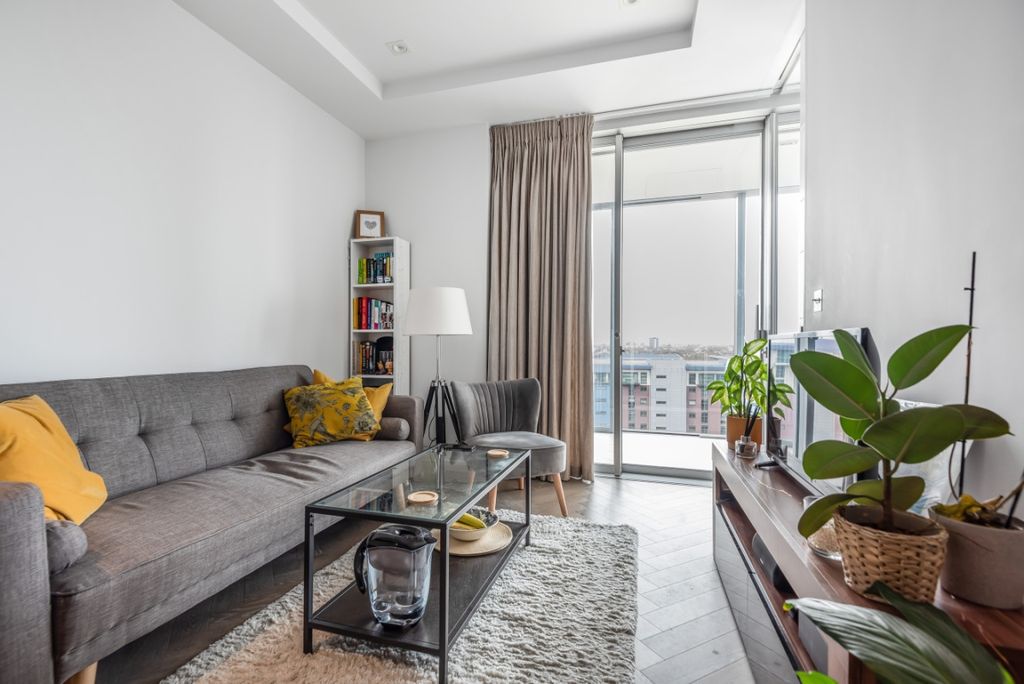 Property photo 2 of 7 833384 (2)