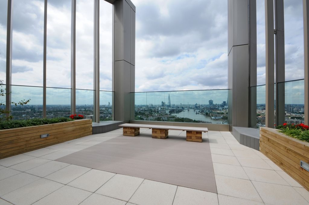 Property photo 2 of 9 Communal Roof Terrac