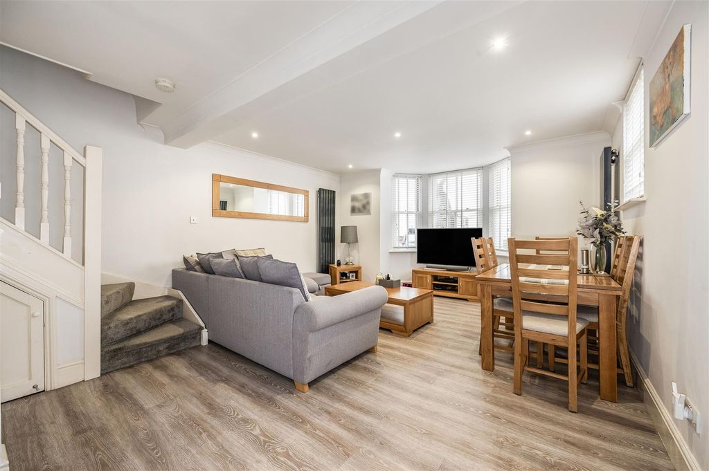 Property photo 2 of 24 Main Reception.Jpg