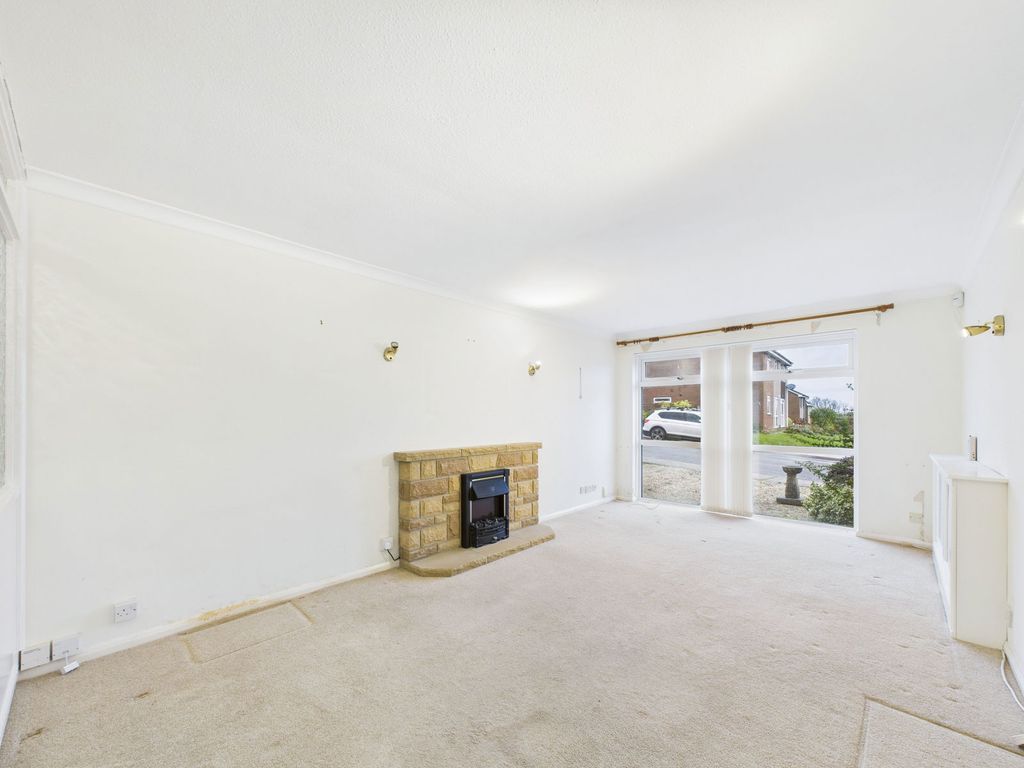 Property photo 2 of 21