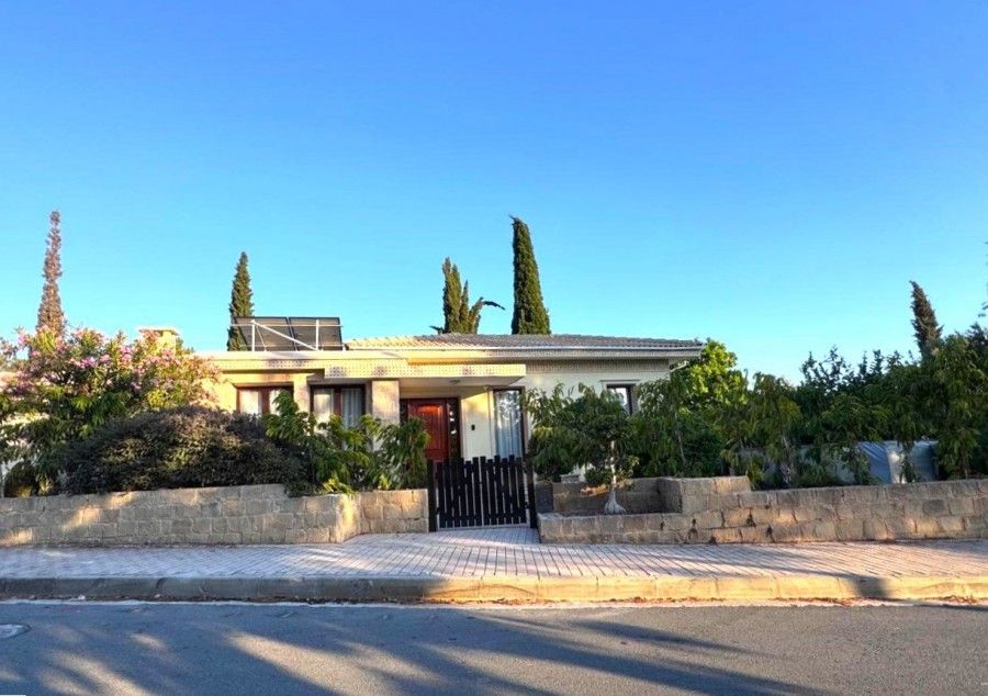 Property photo 1 of 29