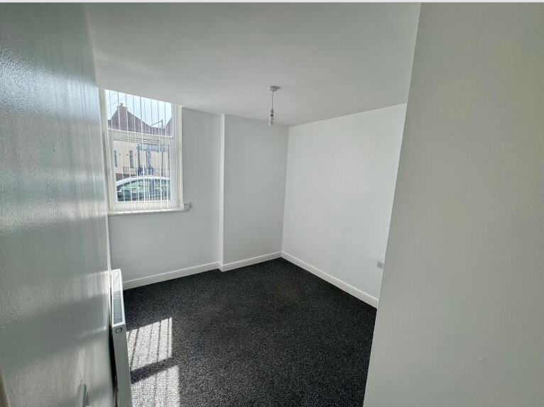 Property photo 3 of 4