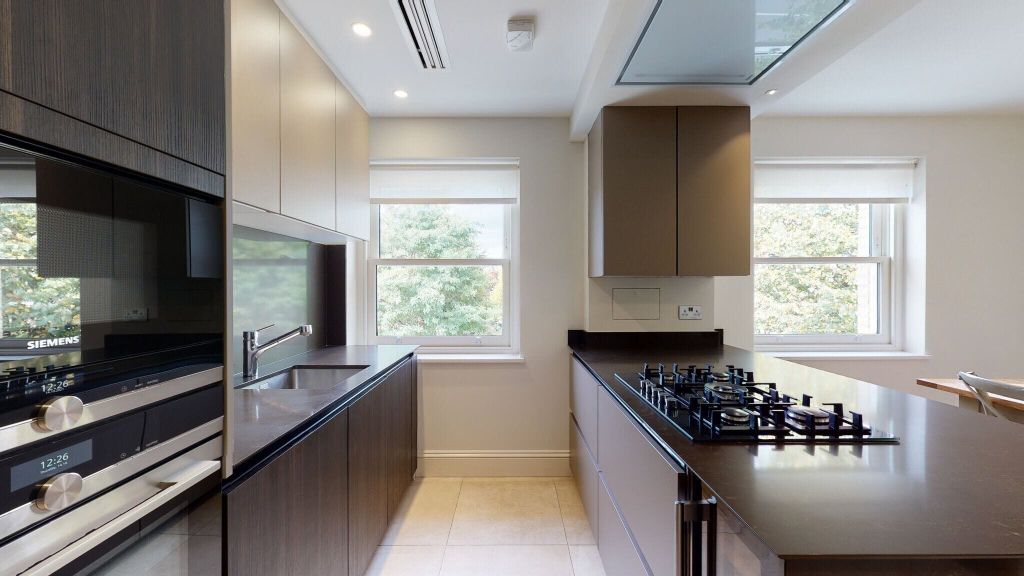 Property photo 2 of 35 Kitchen