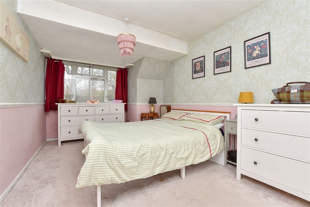 Property photo 2 of 15 Bedroom 1