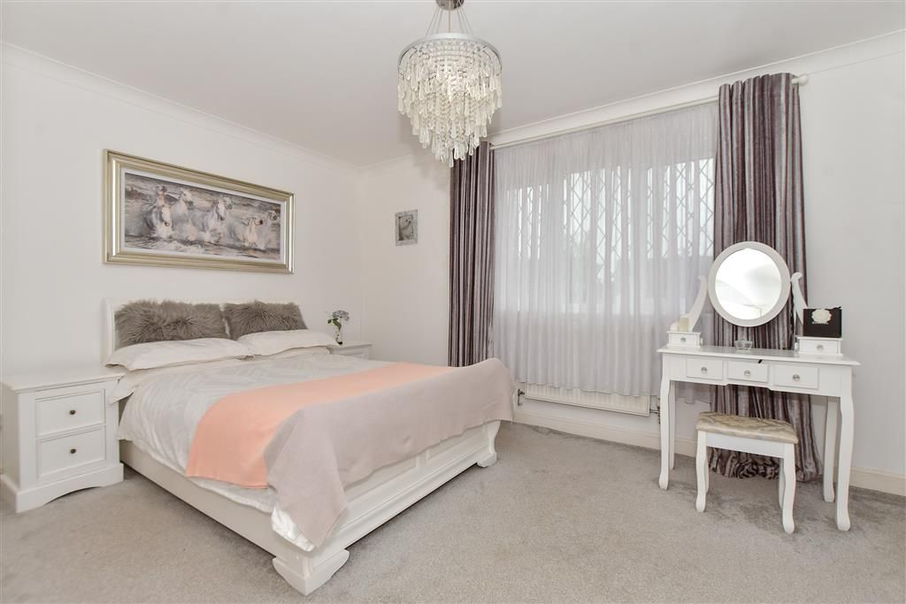 Property photo 2 of 14 Bedroom 1