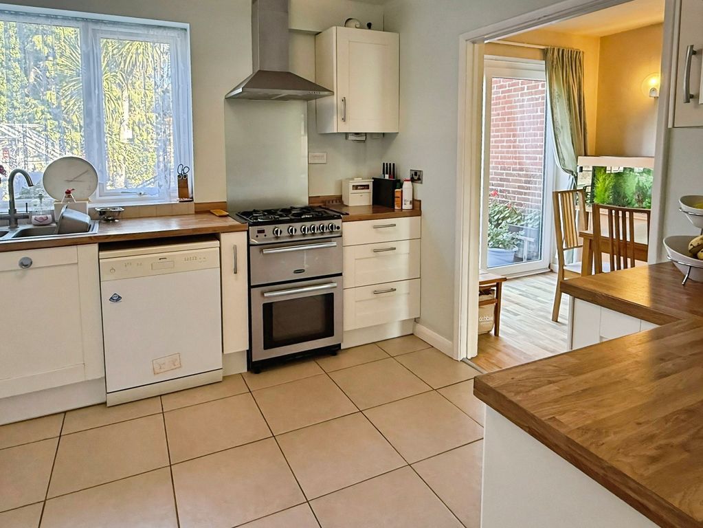 Property photo 2 of 15
