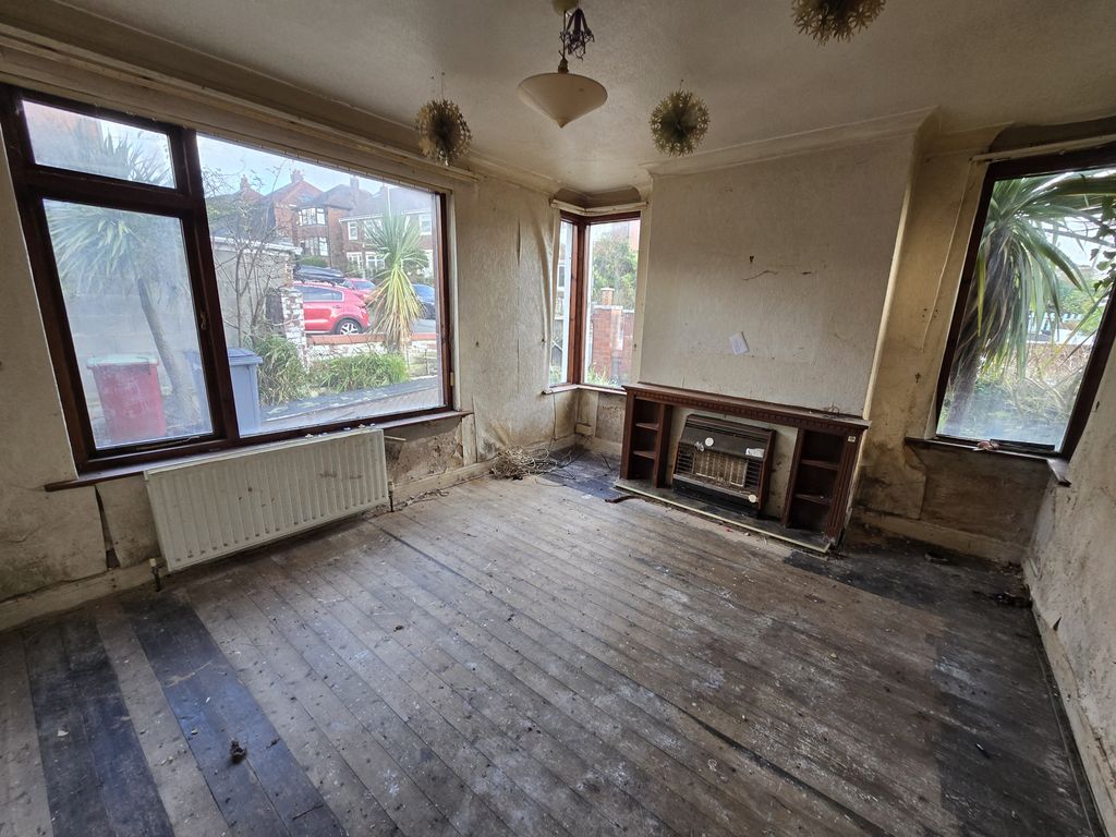 Property photo 3 of 20 R251120 164 - 24 Deneway Avenue, Blackpool, Lancashire, Fy3 8Jq (22).Jpg