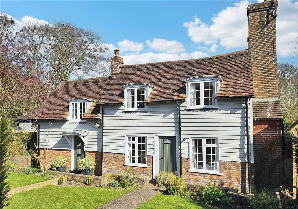 Property photo 1 of 18 Front