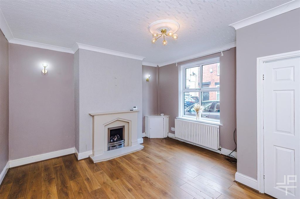 Property photo 2 of 29 Henrystreet-Jpt-1.Jpg