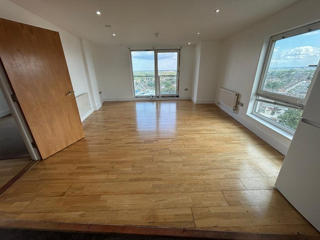 Property photo 3 of 9