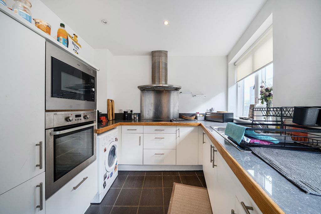 Property photo 1 of 15 Kitchen