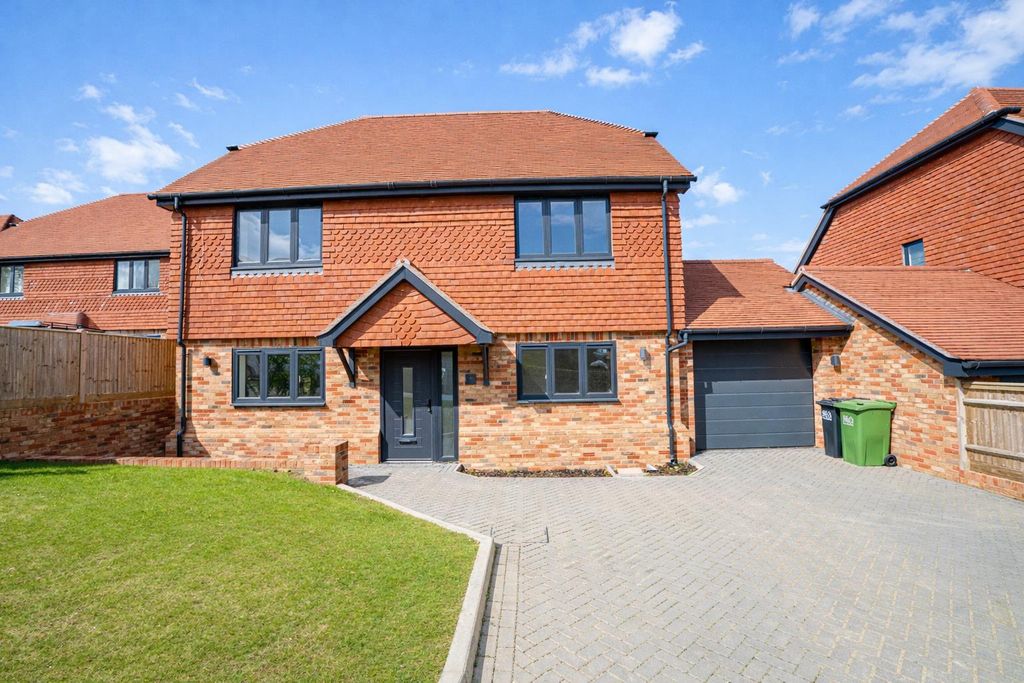 Property photo 1 of 40 d28645B8-F0Ab-4F45-A185-d0E45514041c.Png