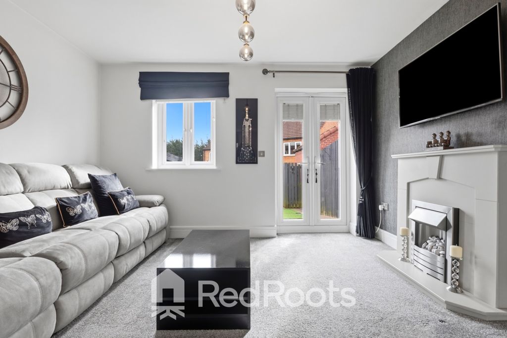 Property photo 2 of 25 4976791