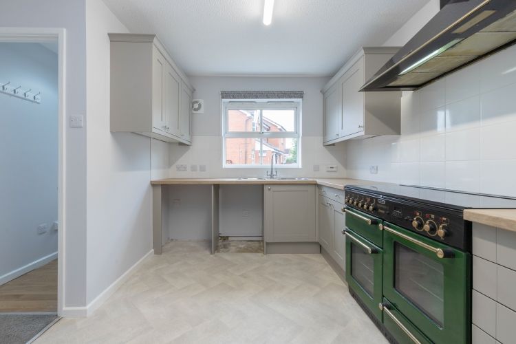 Property photo 3 of 10 301982