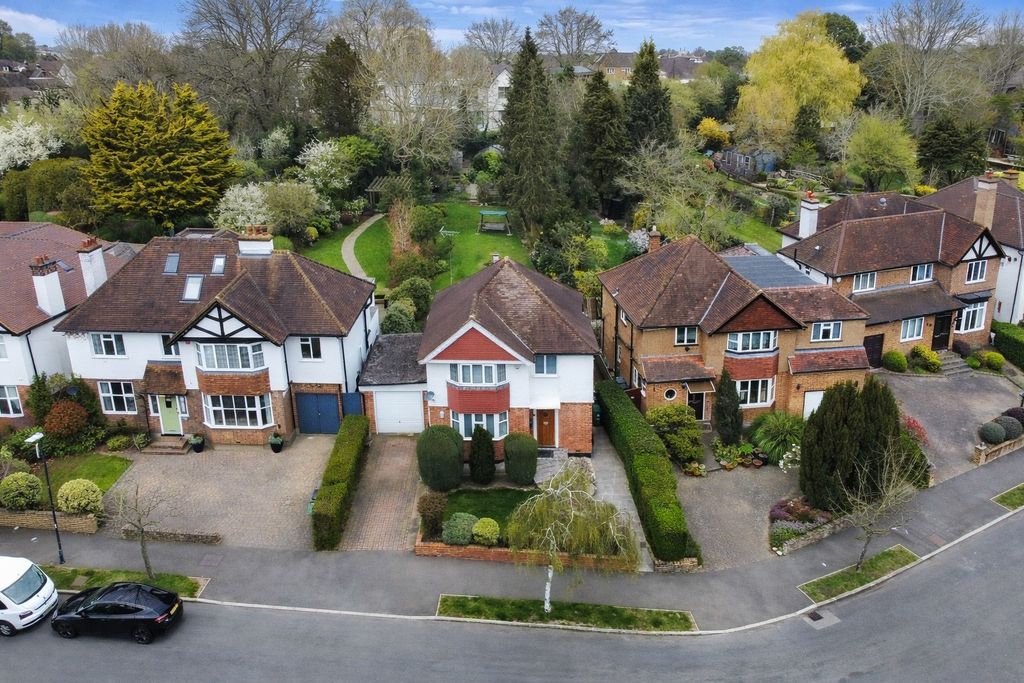 Property photo 2 of 17 4669743