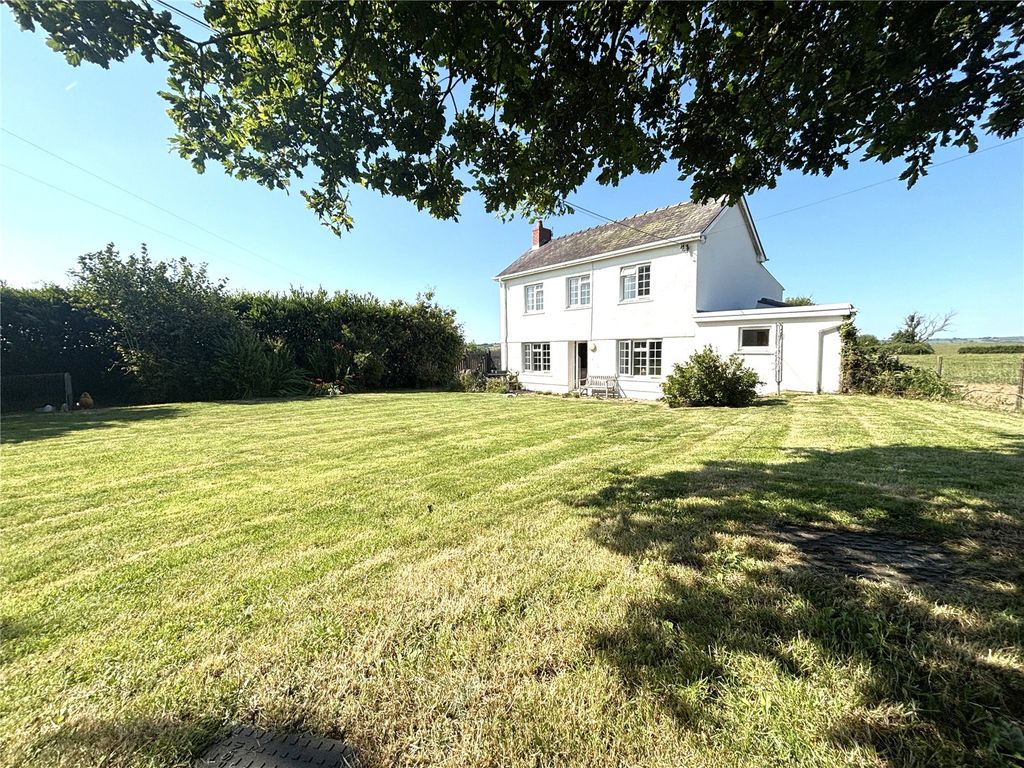 Property photo 1 of 24 Picture No. 16