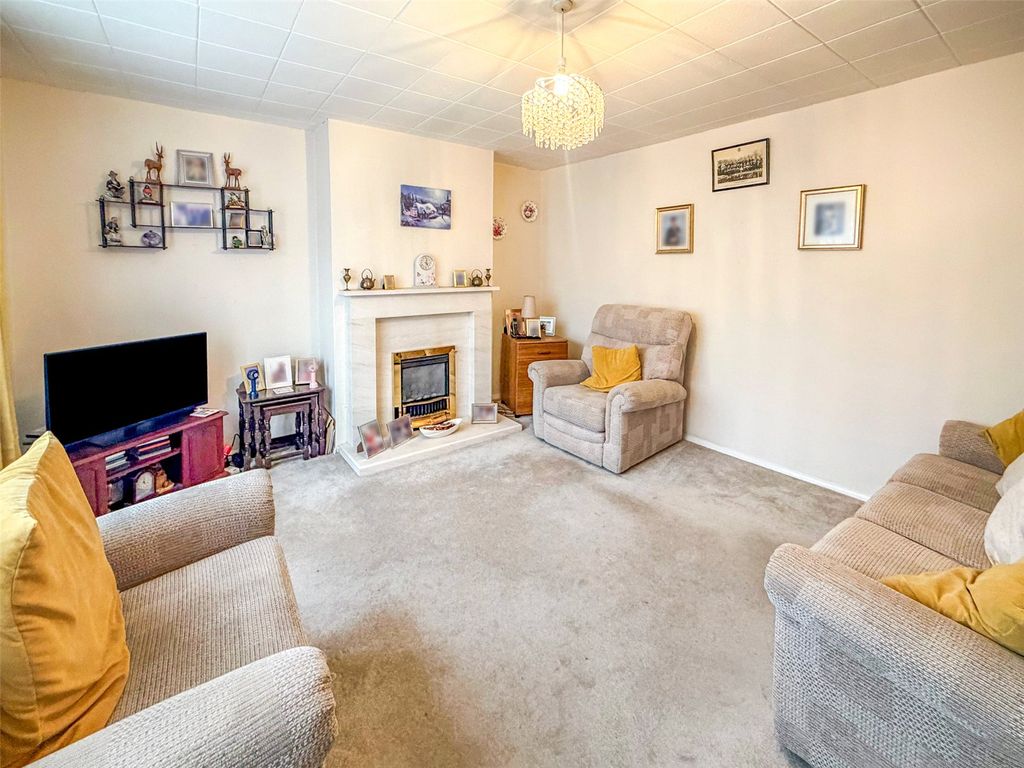 Property photo 2 of 13 Picture No. 14