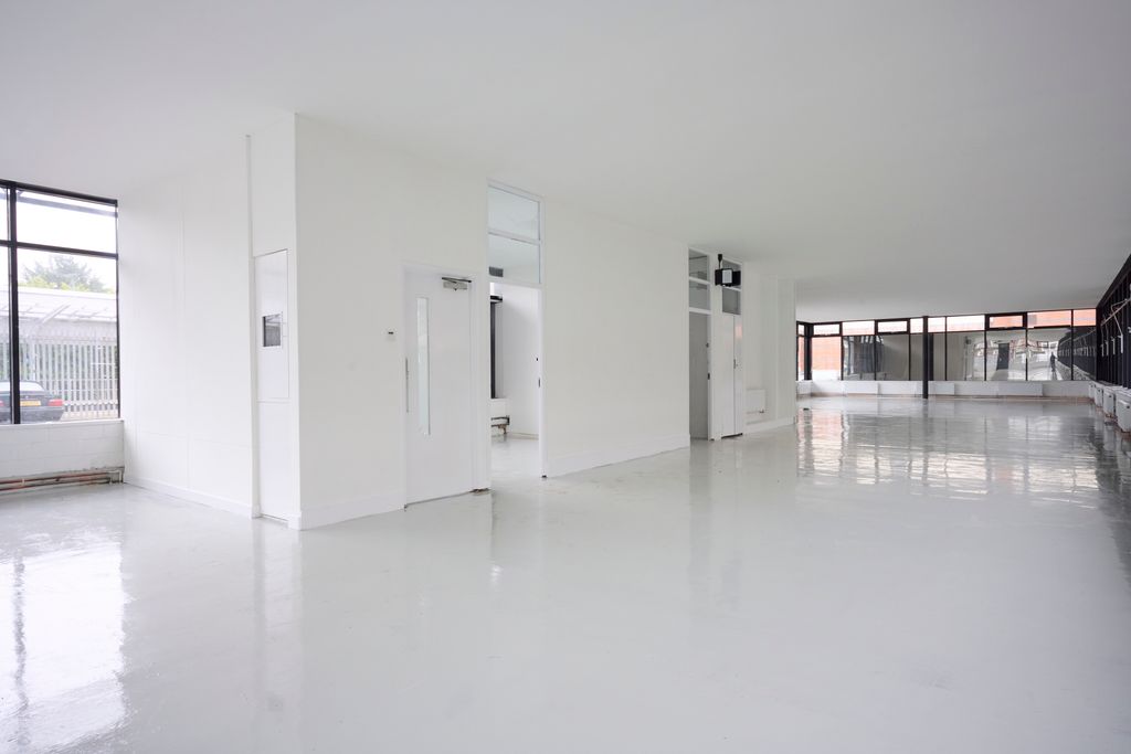 Property photo 2 of 4 Flexible Property Space