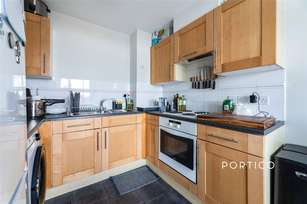 Property photo 2 of 13 Picture No. 04