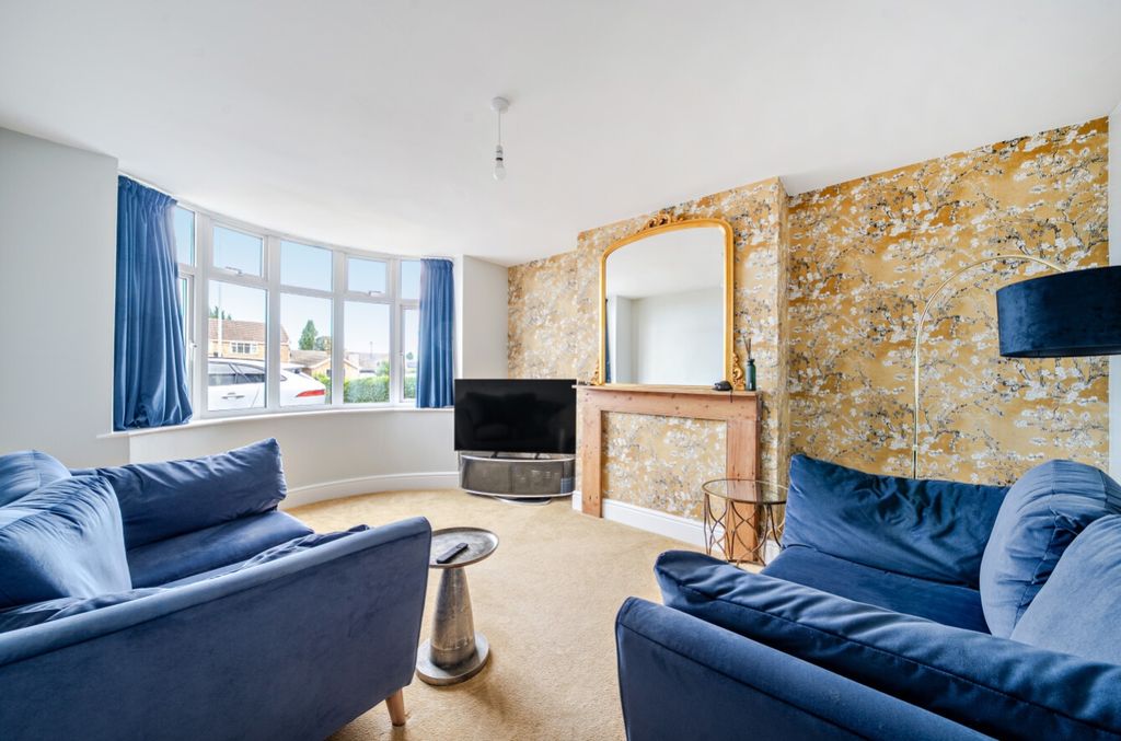 Property photo 2 of 26 1357457-22-68d26c293d253