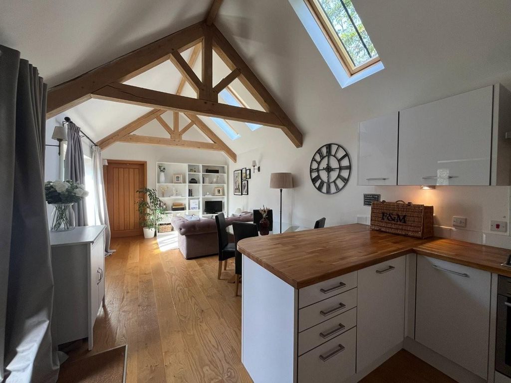 Property photo 3 of 19 3.Jpg