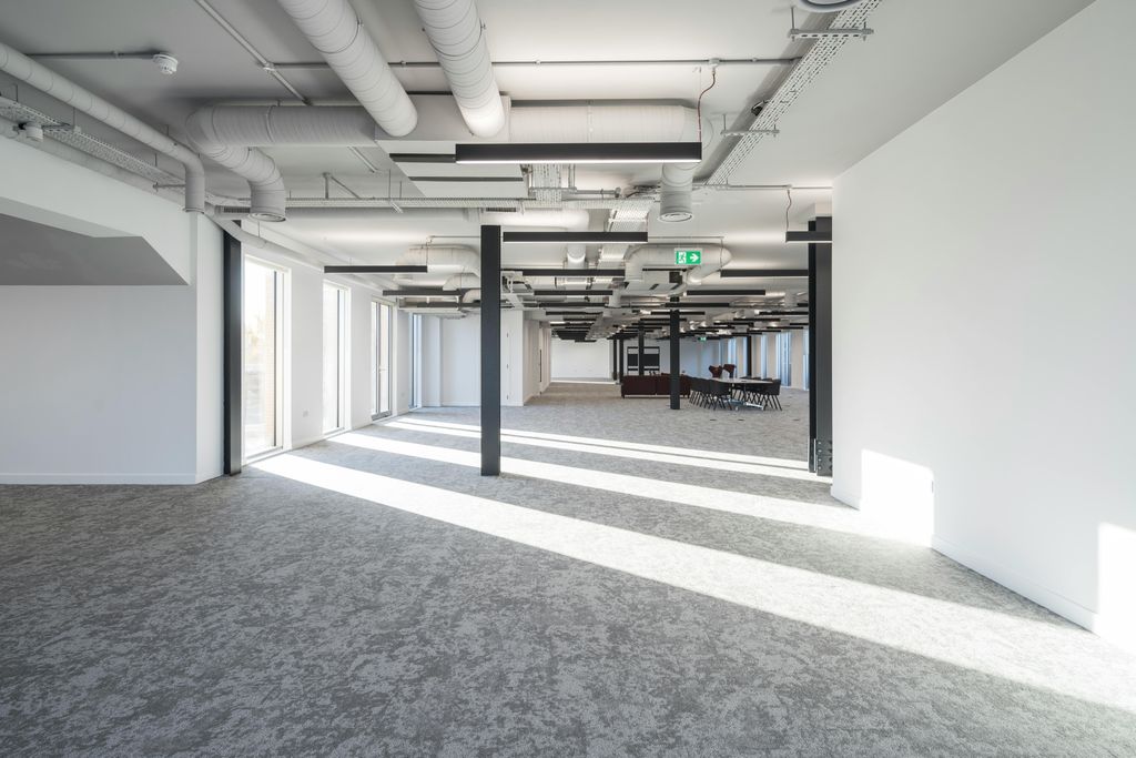 Property photo 3 of 21 3rd Floor