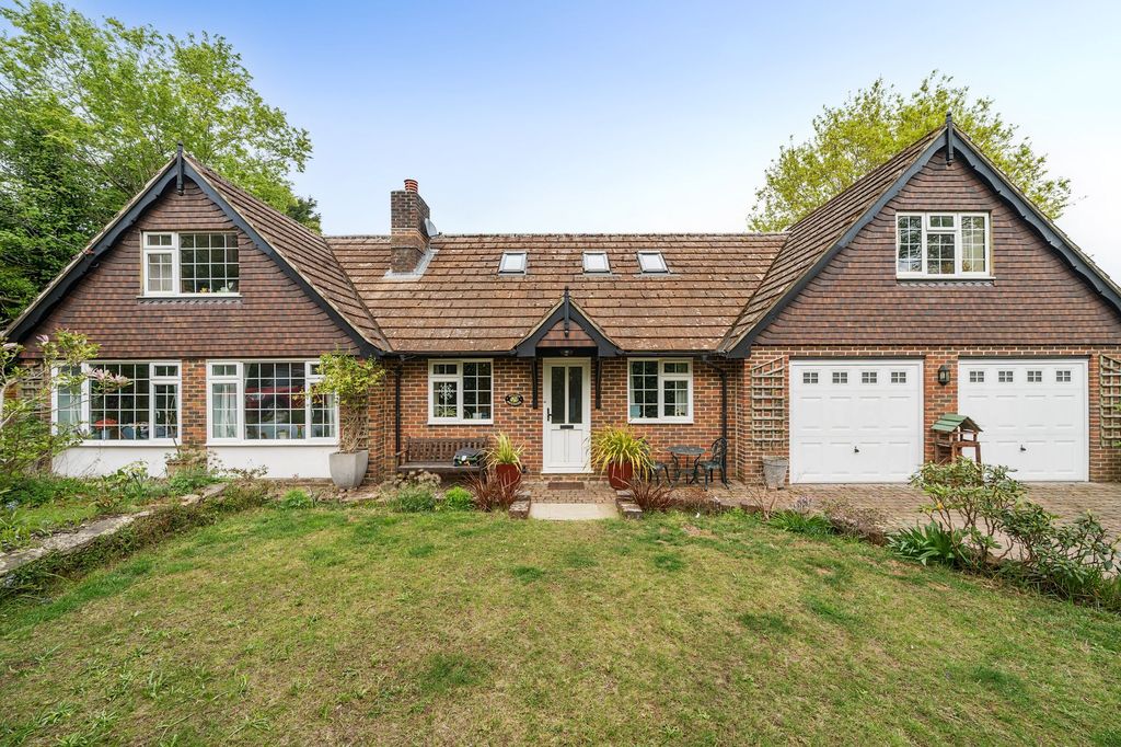 Property photo 1 of 25