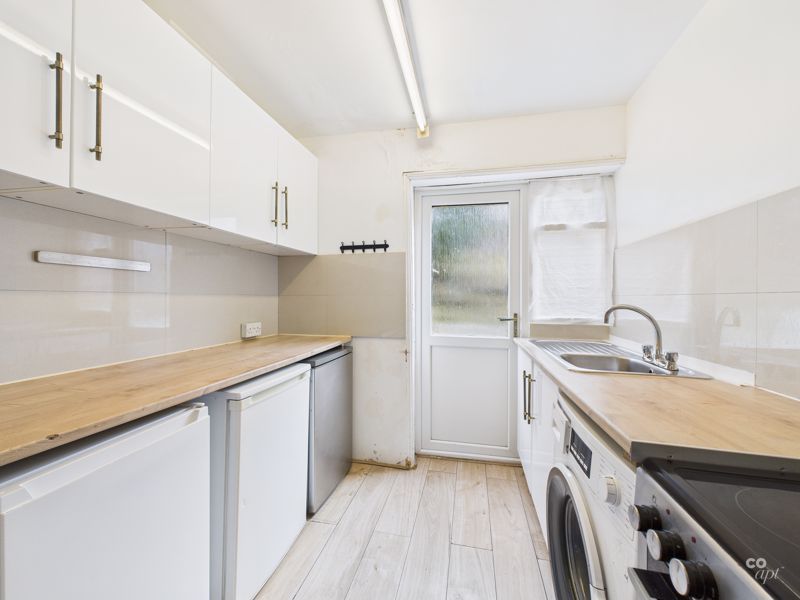 Property photo 3 of 11 Photo 3