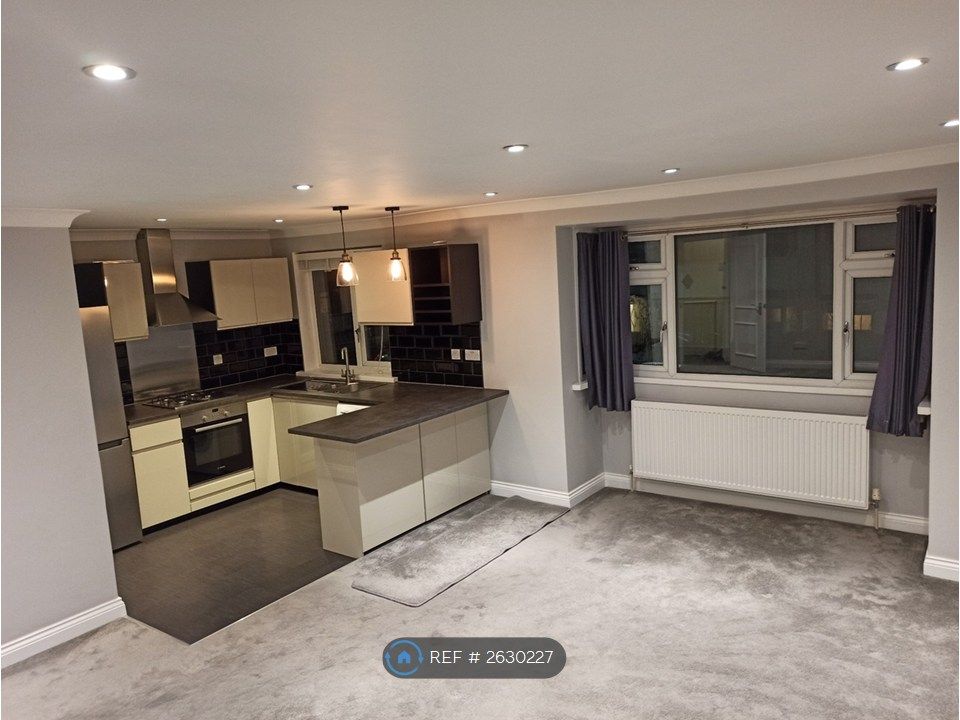 Property photo 1 of 20 Open Lounge/ Kitchen