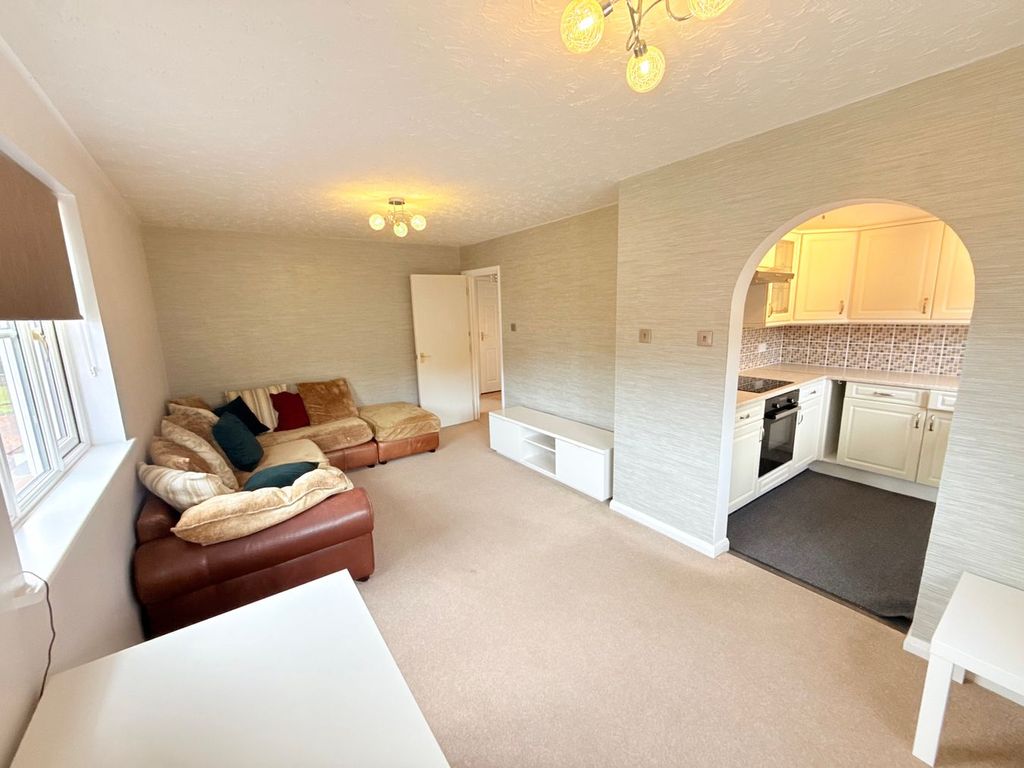 Property photo 1 of 9