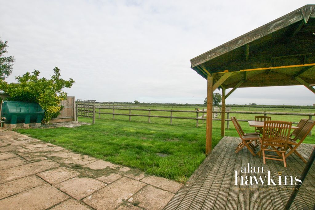 Property photo 2 of 9 Img_0185-2