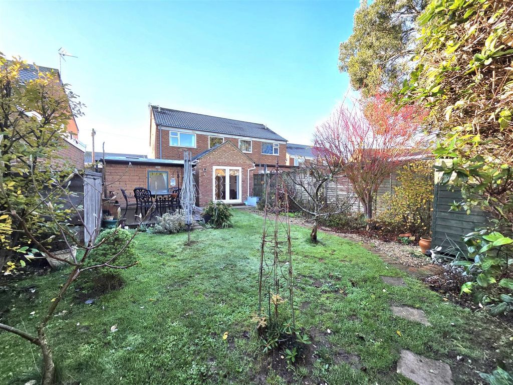 Property photo 3 of 20