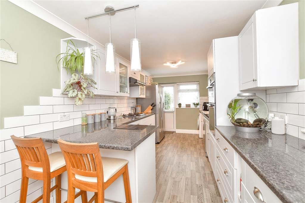 Property photo 1 of 16 Kitchen
