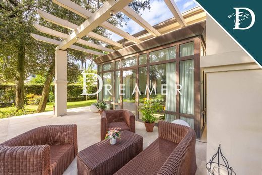 Property photo 3 of 4