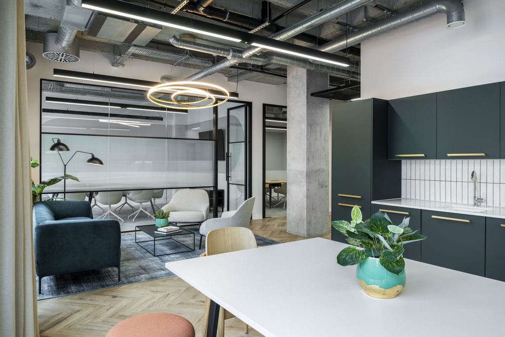 Property photo 2 of 17 Bloc  12 Forbury  Office Curator  Small5.Jpg