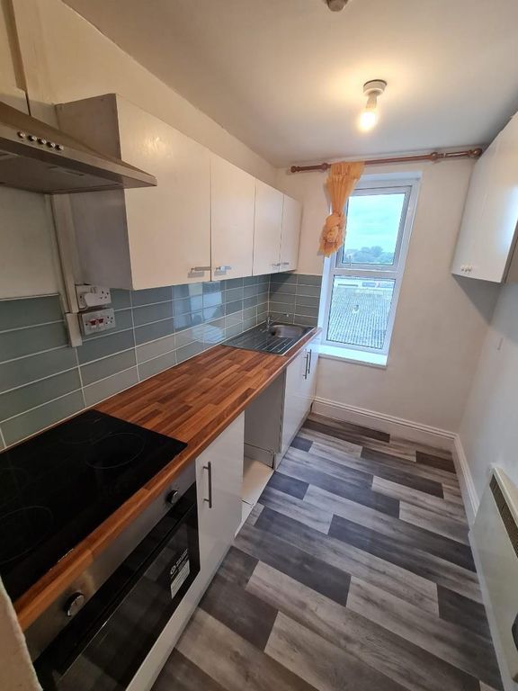 Property photo 1 of 5 4Vgdb3Mdku6Lieebjcqq-W