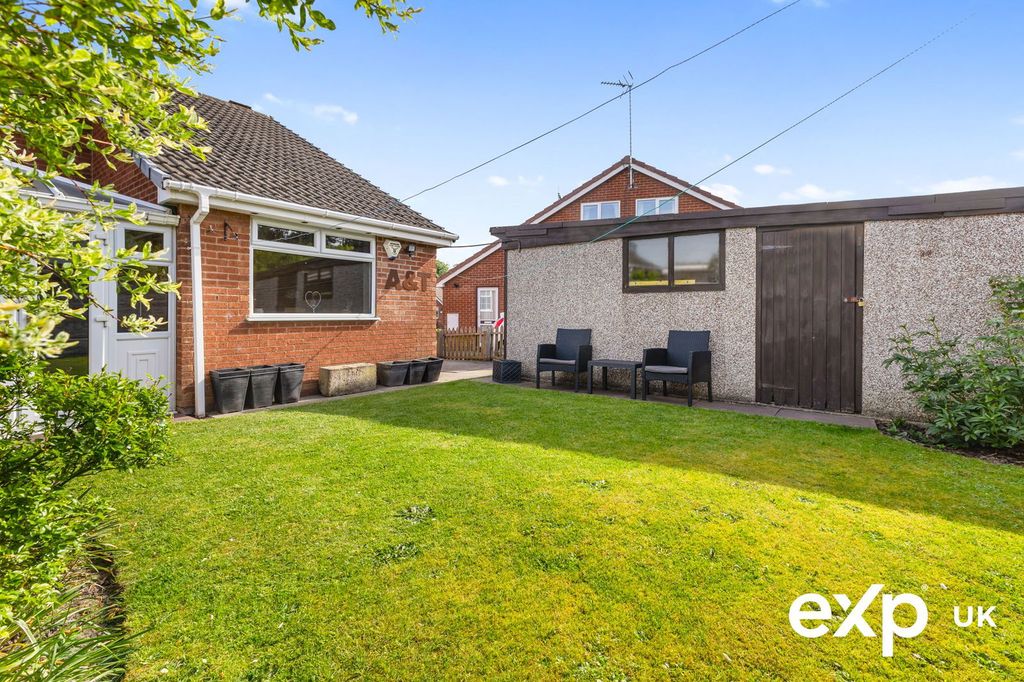 Property photo 2 of 24