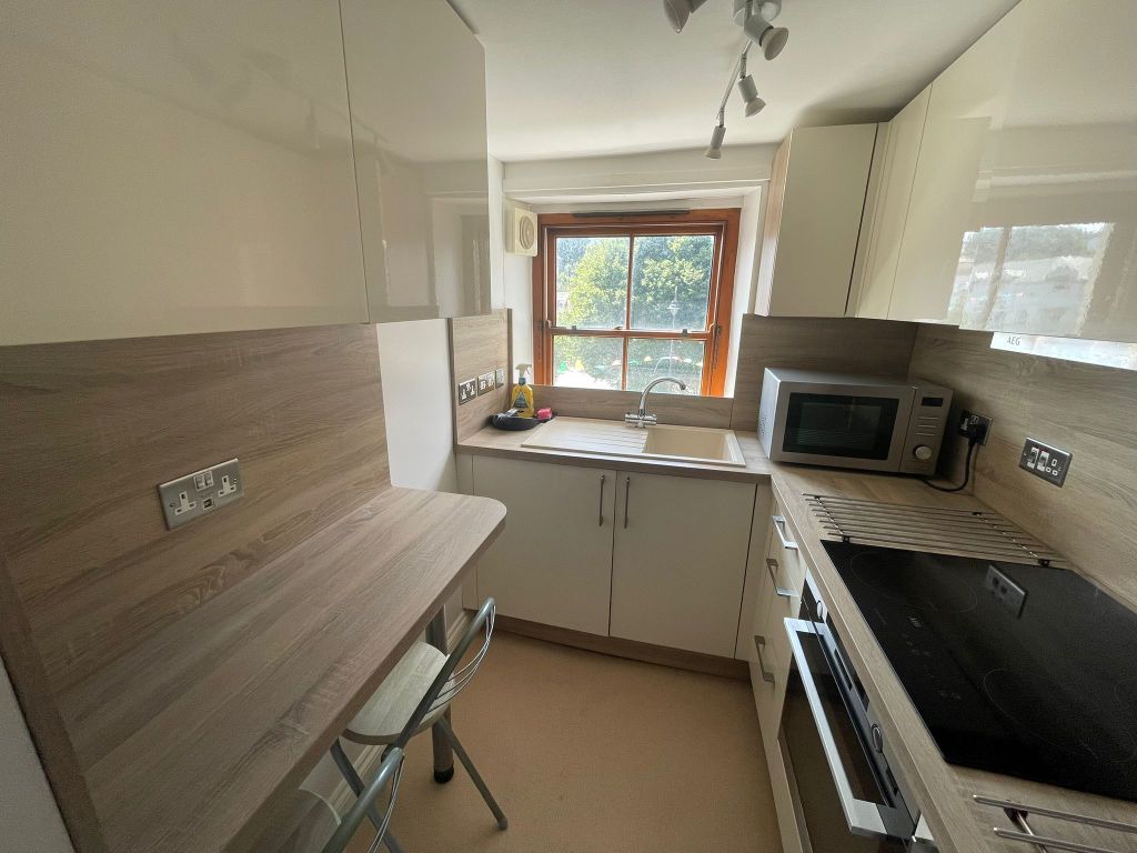 Property photo 1 of 8 0166A154-5445-4Fc0-B235-78265d48F62c