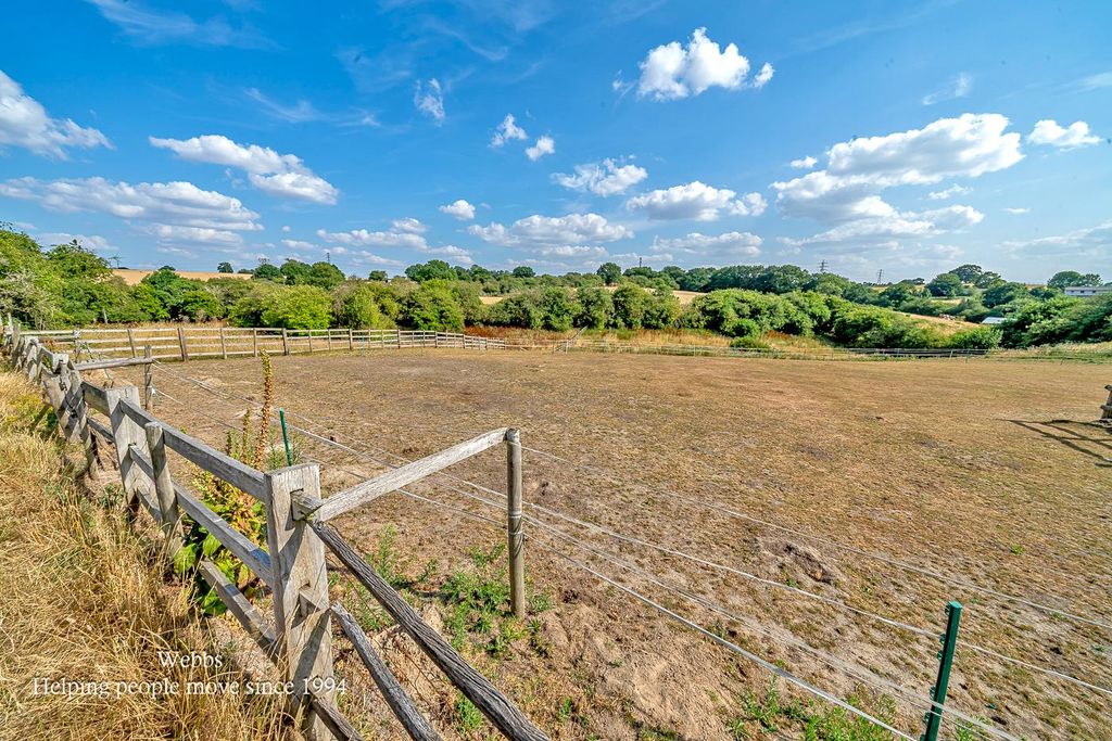 Property photo 2 of 25 Webbs -29.Jpg