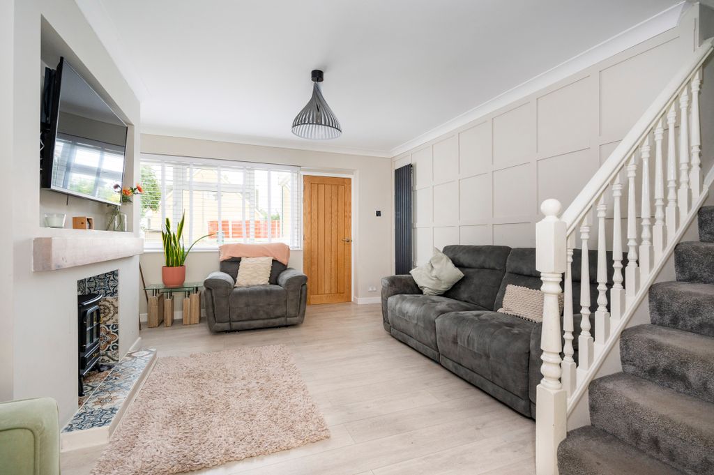 Property photo 3 of 19