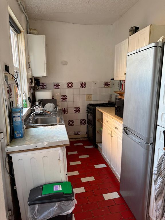 Property photo 3 of 4