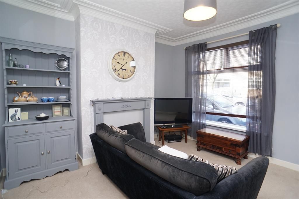 Property photo 2 of 11