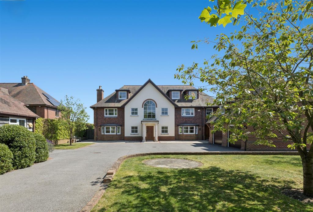Additional image 29 of 5 bed detached house for saleThe Avenue, Petersfield GU31
